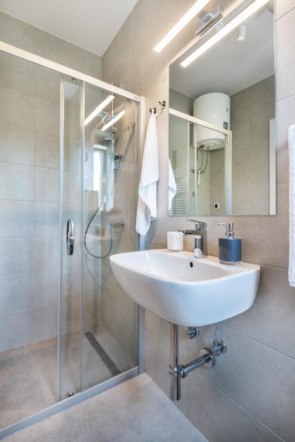 Studio Apartment Financial Park Belgrád Kültér fotó
