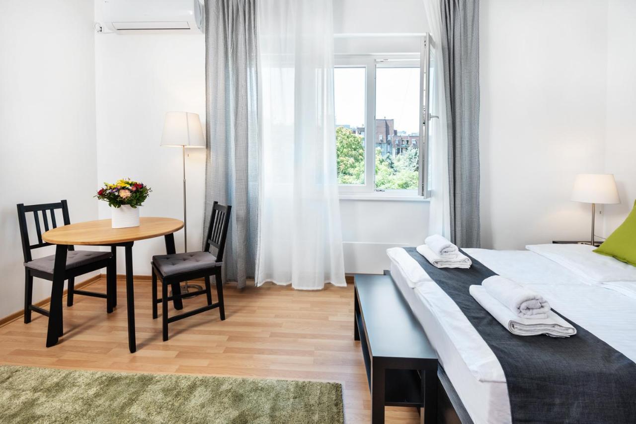 Studio Apartment Financial Park Belgrád Kültér fotó